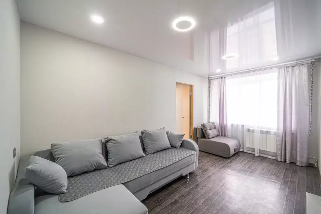 3-к кв. Пермский край, Пермь ул. Крисанова, 26А (56.0 м) - Фото 2