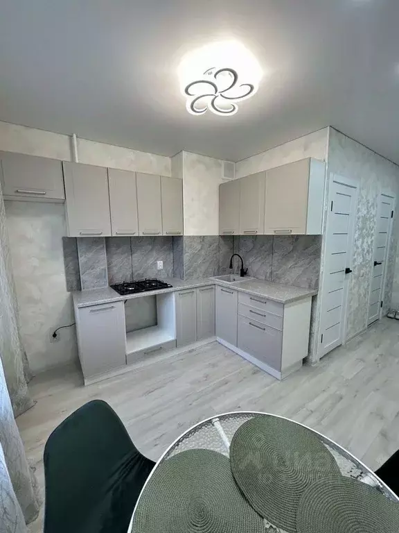 1-к кв. Крым, Симферополь ул. Ковыльная, 68 (33.5 м) - Фото 1