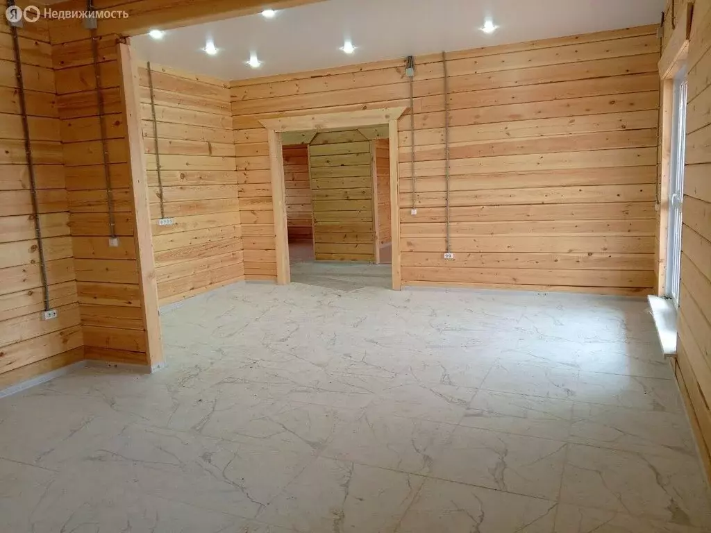 Дом в село Хомутово, Свободная улица (160 м) - Фото 2