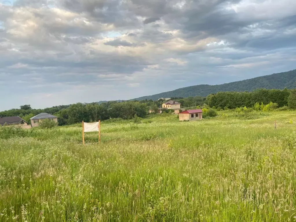 Участок в Кабардино-Балкария, Нальчик городской округ, с. Белая Речка ... - Фото 0