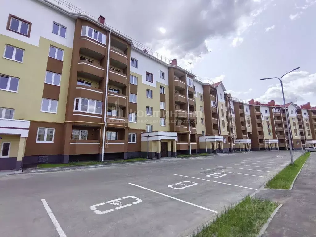 3-к кв. Владимирская область, Ковров ул. 9 Мая, 8 (79.2 м) - Фото 0