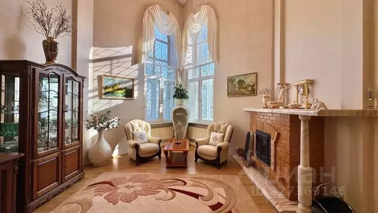 Коттедж в Кемеровская область, Кемерово 15-й мкр, 6-й кв-л,  (435 м) - Фото 2