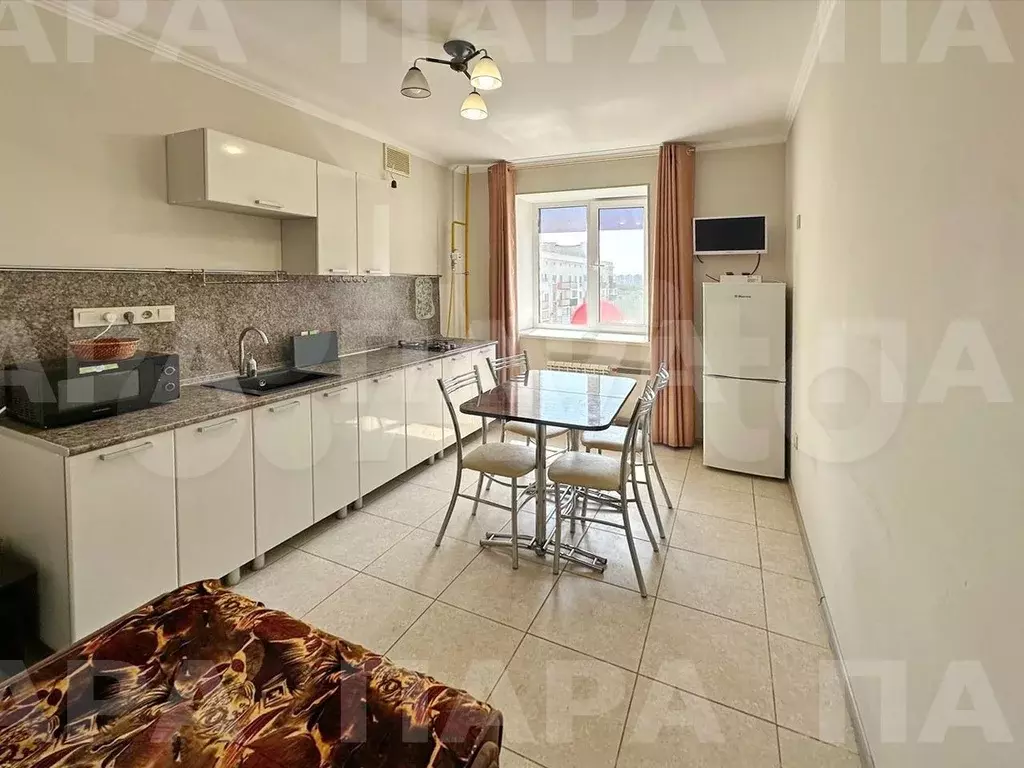 1-к. квартира, 40 м, 8/9 эт. - Фото 0