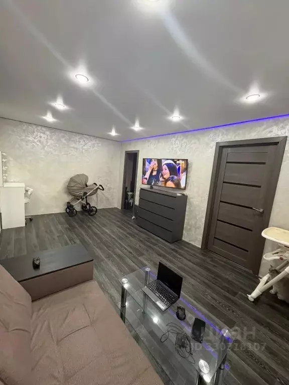 2-к кв. Мурманская область, Кола Заводская ул., 5 (45.0 м) - Фото 1