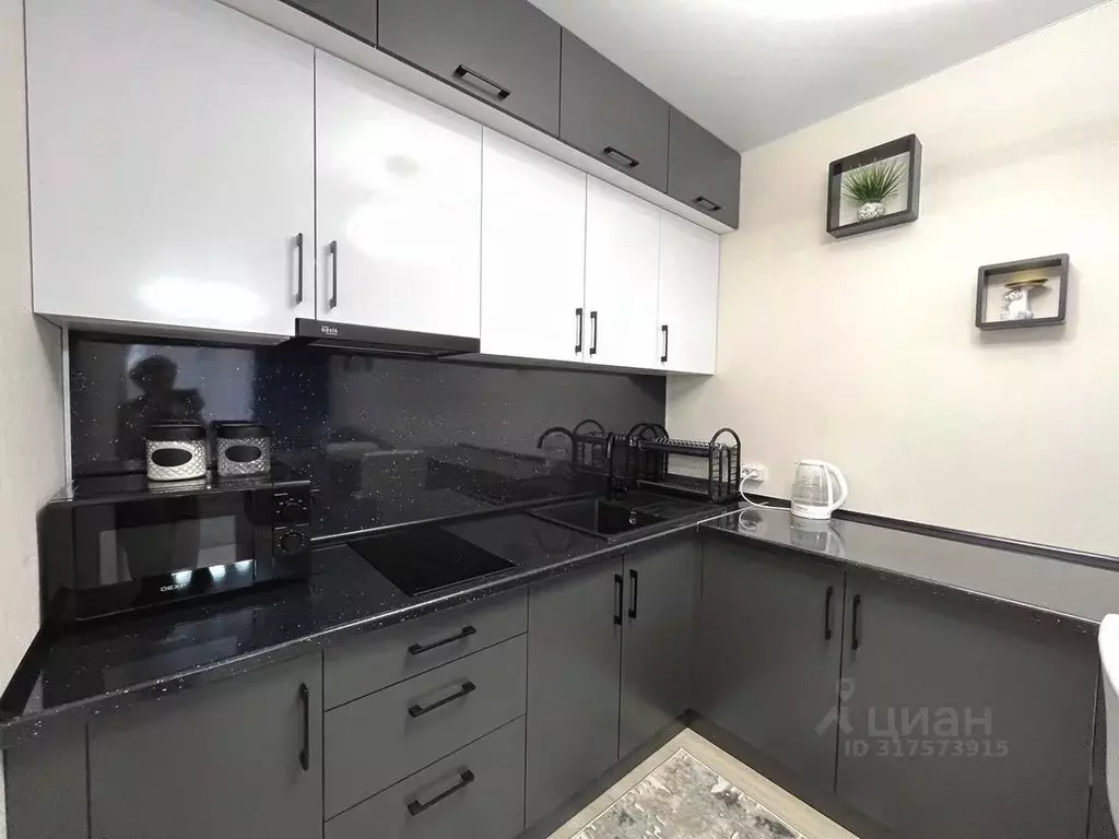 2-к кв. Пермский край, Пермь ул. Адмирала Ушакова, 34А (44.3 м) - Фото 2