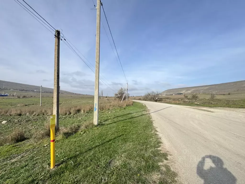 Участок в Крым, Феодосия муниципальный округ, с. Южное ул. ... - Фото 2