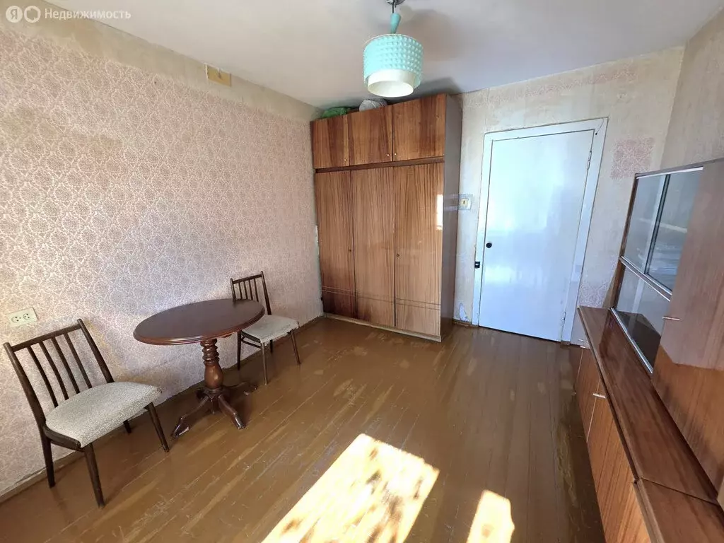 2-комнатная квартира: Киров, улица Макаренко, 2 (47 м) - Фото 1