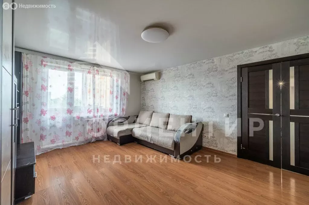 2-комнатная квартира: Екатеринбург, улица Карла Маркса, 43 (42 м) - Фото 1