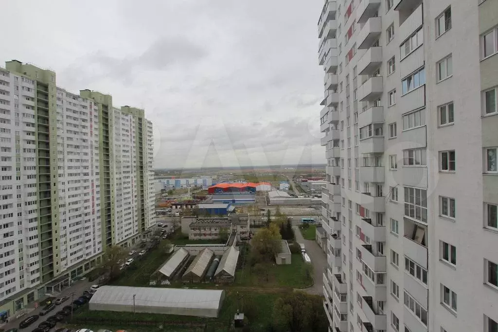 2-к. квартира, 57 м, 15/25 эт. - Фото 0