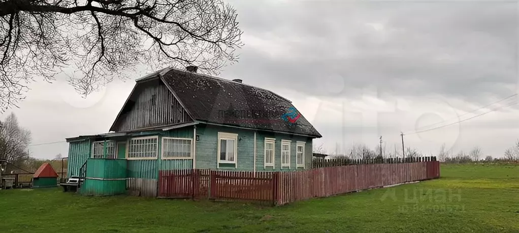 Погода в бутчино калужской. Деревня Лужница Калужская область. Дом в деревне Ивашковичи.