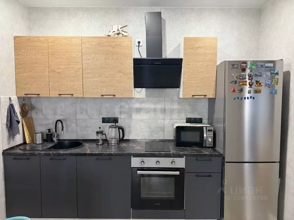 1-к кв. Тюменская область, Тюмень ул. Республики, 204к4 (58.0 м) - Фото 1