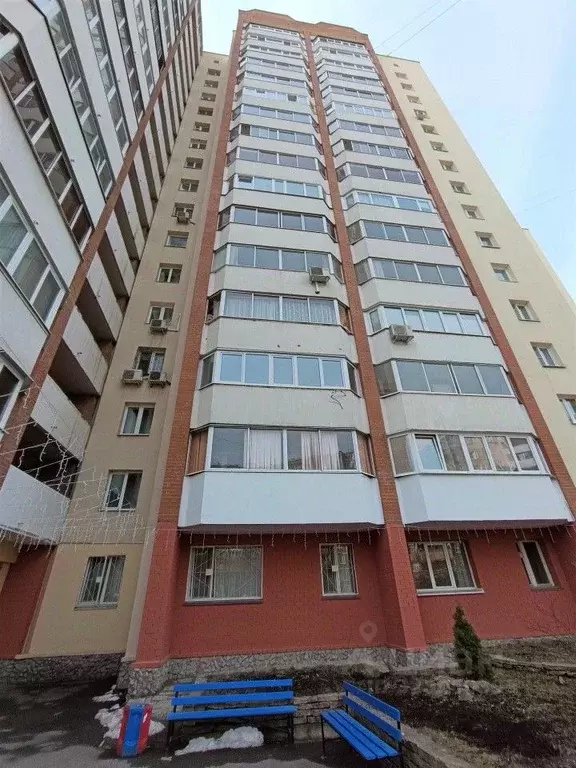 2-к кв. Свердловская область, Екатеринбург ул. Родонитовая, 9 (79.0 м) - Фото 1