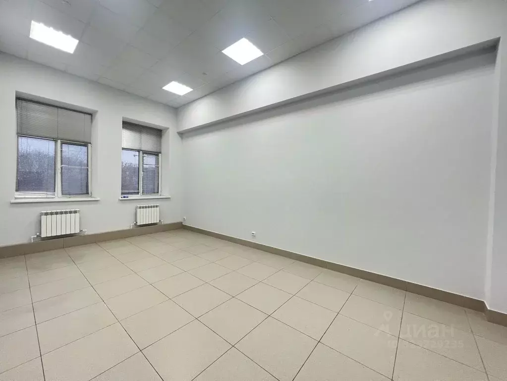 Офис в Татарстан, Казань ул. Мазита Гафури, 50к5 (35 м) - Фото 1