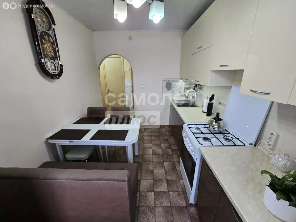 2-комнатная квартира: посёлок Октябрьский, Школьная улица, 3 (54 м) - Фото 1