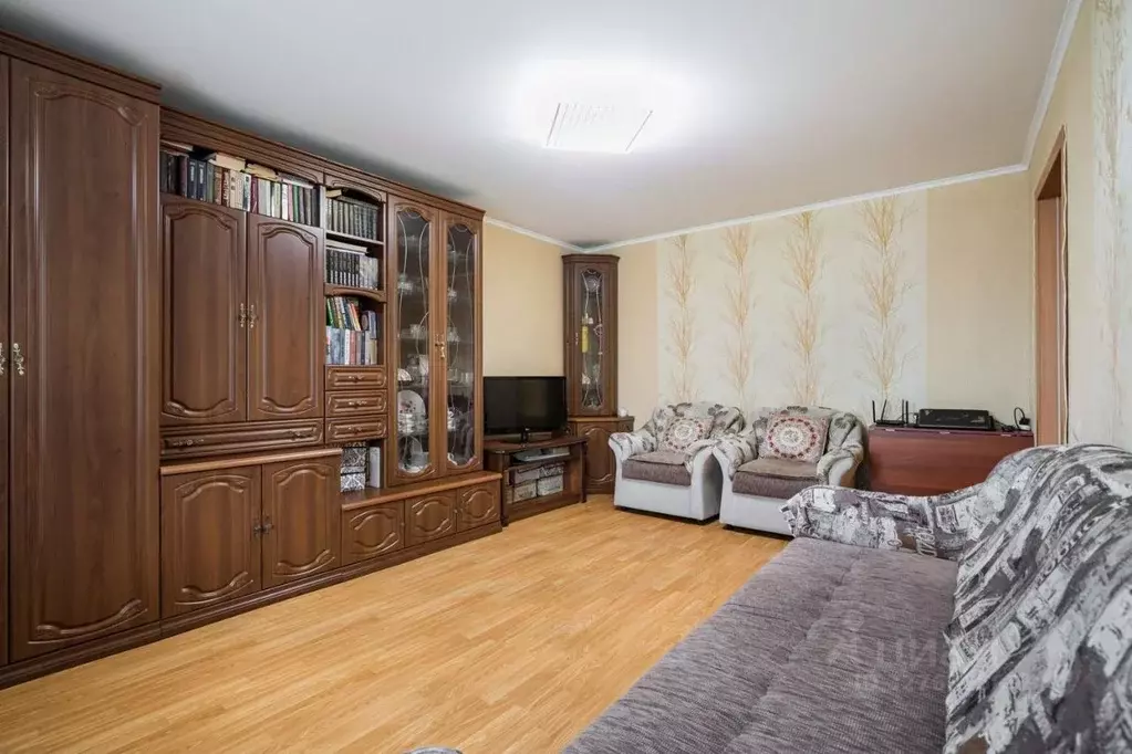 2-к кв. Томская область, Томск Учебная ул., 1/1 (52.0 м) - Фото 2