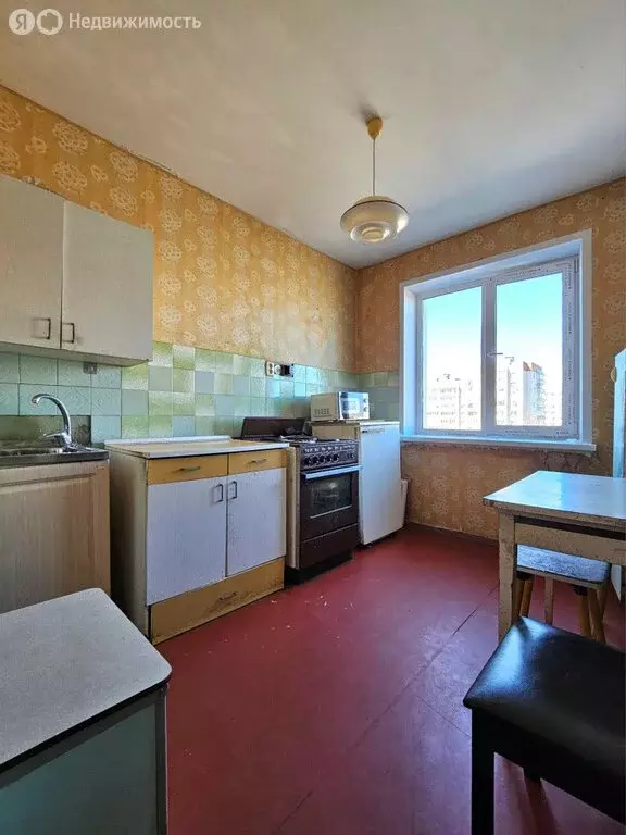 3-комнатная квартира: Киров, Ленинский район, улица Азина, 5 (63 м) - Фото 1