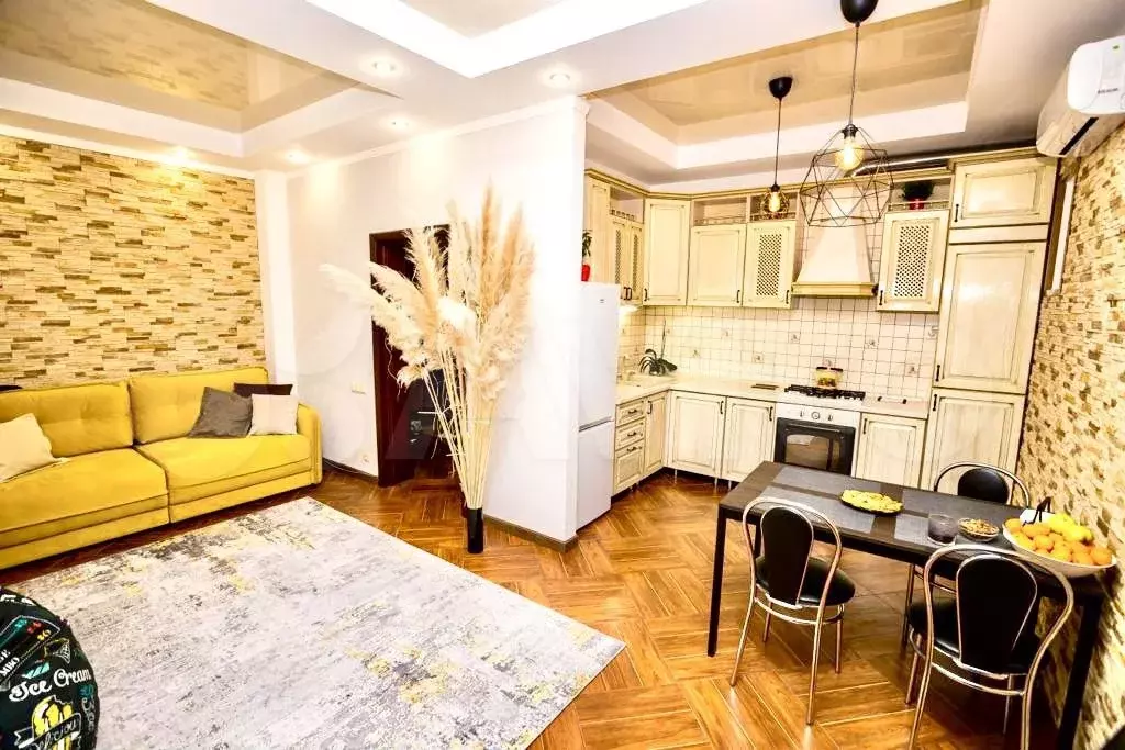 3-к. квартира, 80 м, 1/2 эт. - Фото 1