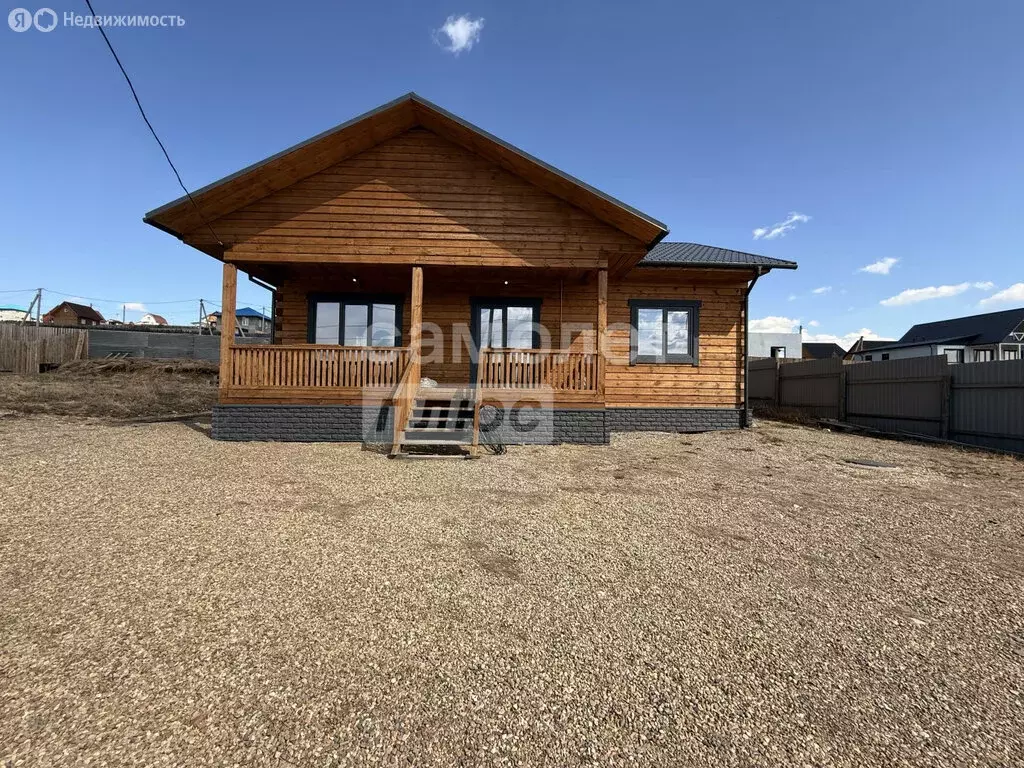 Дом в село Максимовщина, Кирпичная улица, 36 (140 м) - Фото 0