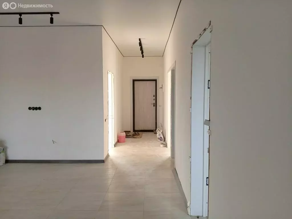 Дом в Карлук, улица Алексея Леонова (180 м) - Фото 2