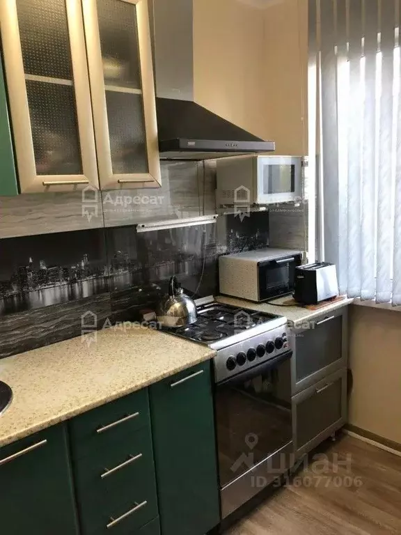 2-к кв. Волгоградская область, Волгоград бул. Энгельса, 3 (47.5 м) - Фото 1