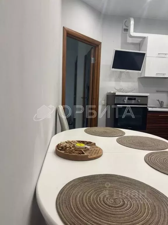 1-к кв. Тюменская область, Тюмень Фабричная ул., 9 (47.0 м) - Фото 1