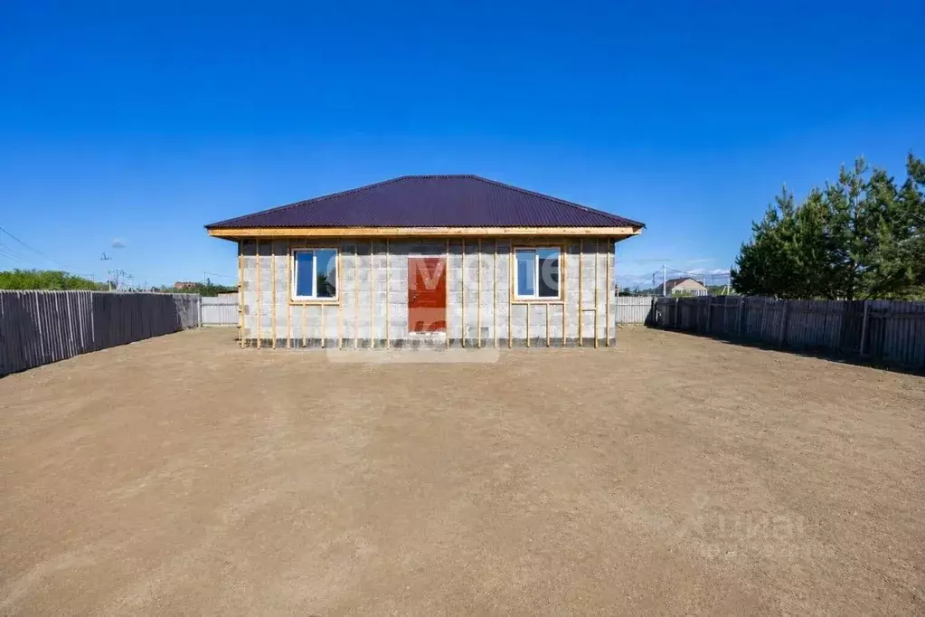 Дом в Амурская область, Благовещенск Сосновая ул., 44 (100 м) - Фото 1