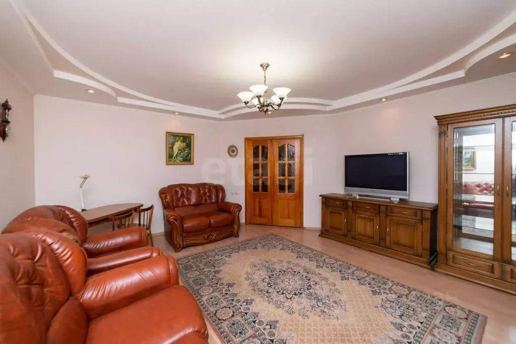 3-к кв. Курганская область, Курган ул. Климова, 52 (94.0 м) - Фото 1