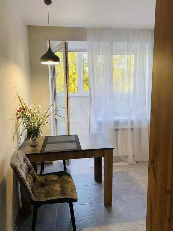 2-к. квартира, 60 м, 2/9 эт. - Фото 0