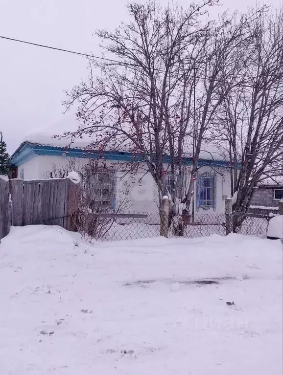 Дом в Алтайский край, Бийский район, с. Сростки Луговая ул., 10 (54 м) - Фото 1