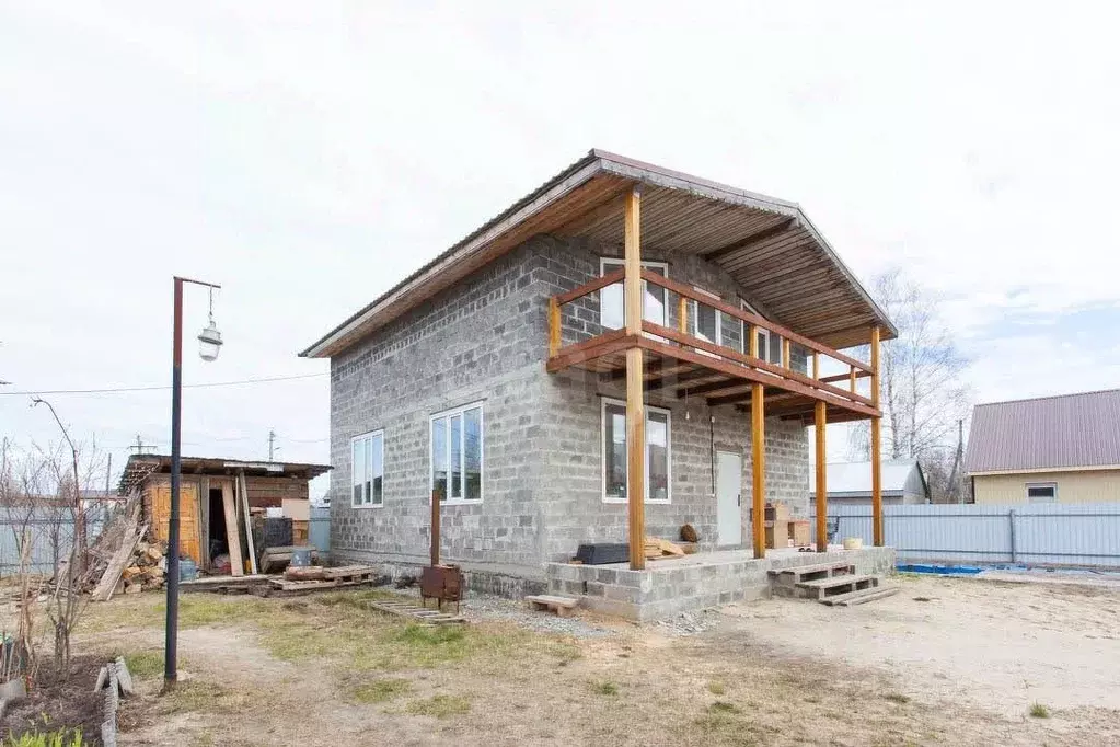 Дом в Ханты-Мансийский АО, Сургут пос. Лунный, ул. Лесная (141 м) - Фото 2