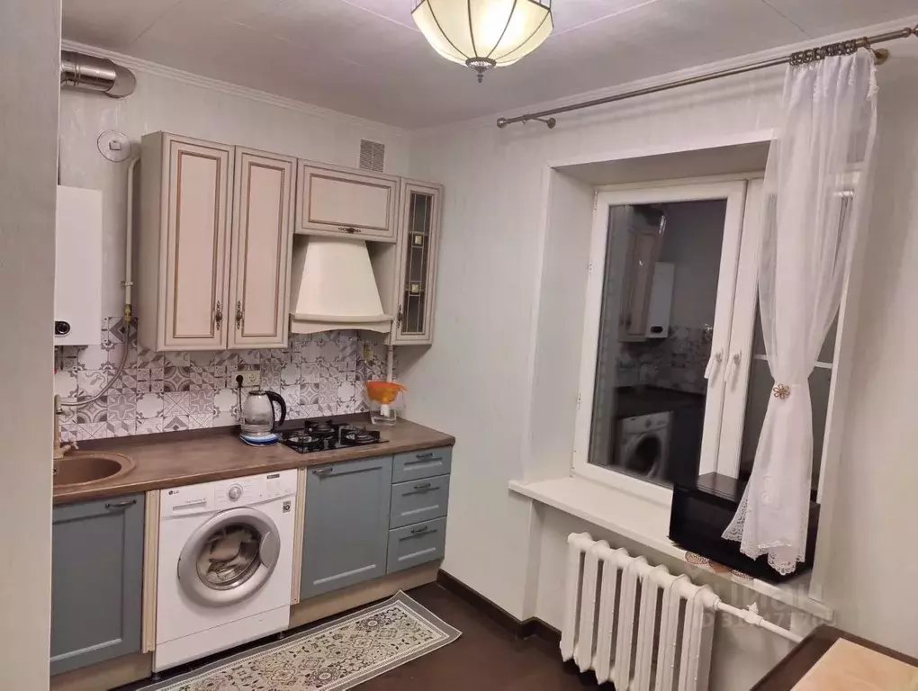 2-к кв. Москва ул. Ватутина, 4К2 (56.7 м) - Фото 0
