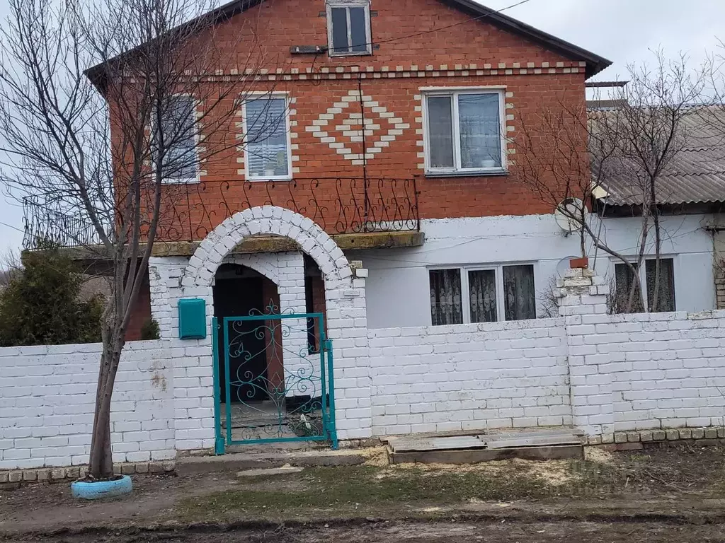 Коттедж в Саратовская область, Аткарский район, Барановское ... - Фото 1