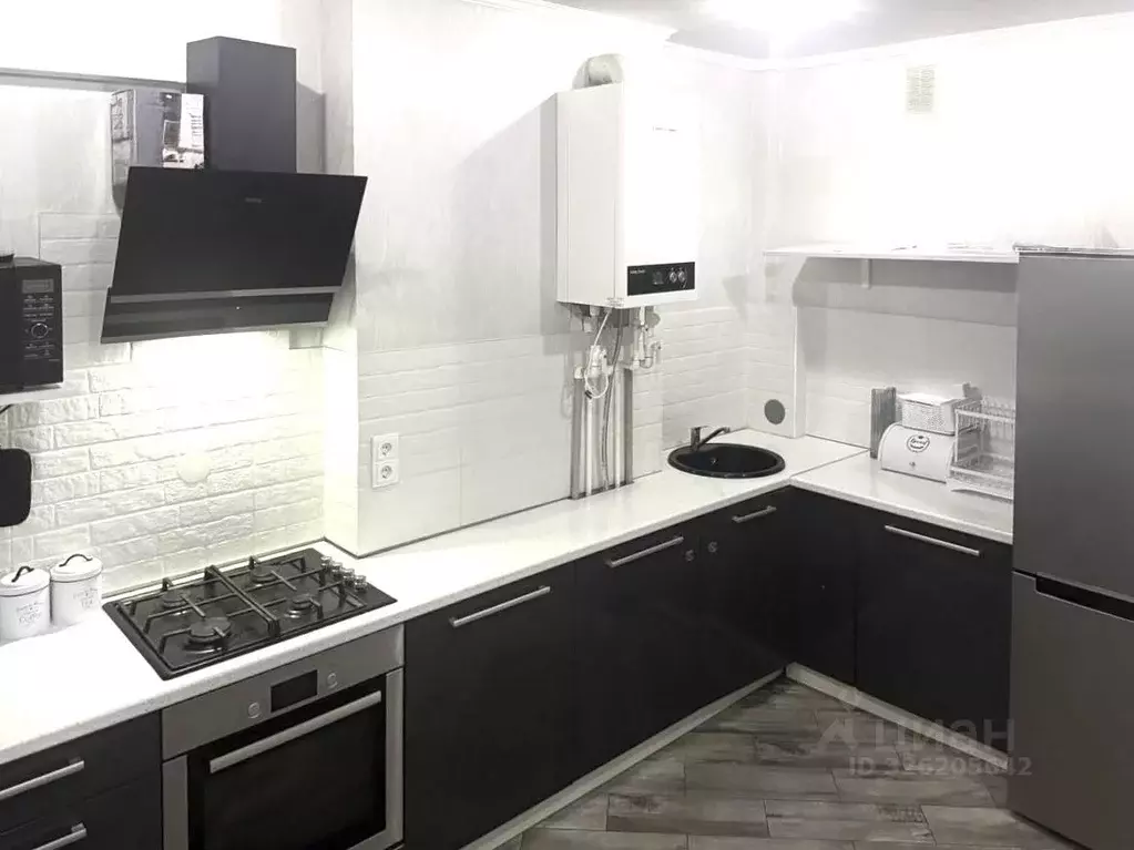 1-к кв. Калининградская область, Гурьевск Прудовый пер., 10 (42.0 м) - Фото 2