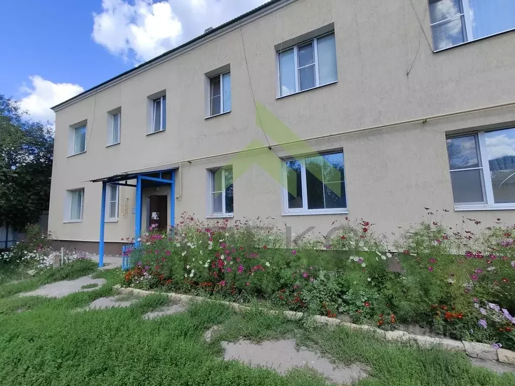 1-к кв. Воронежская область, Семилукский район, Латная рп ул. ... - Фото 0