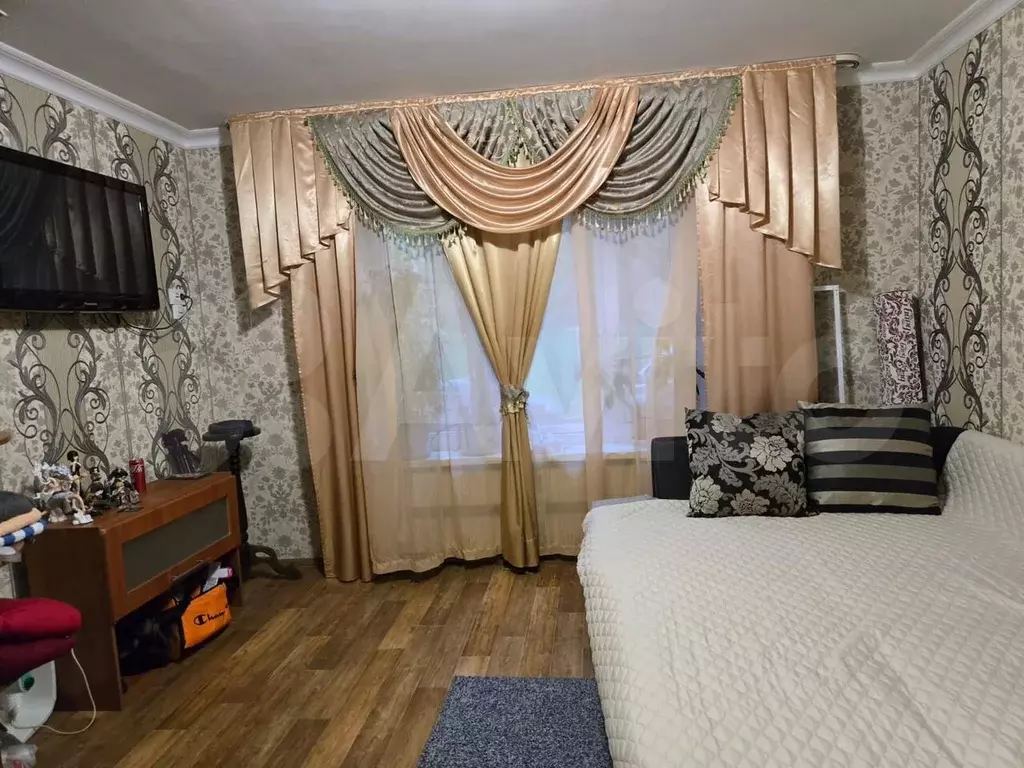 Комната 18 м в 2-к., 1/9 эт. - Фото 0