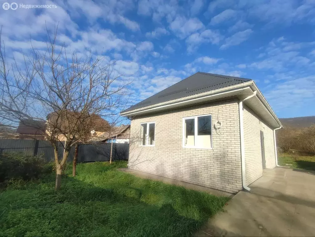 Дом в село Безымянное, улица Мира (55 м) - Фото 1