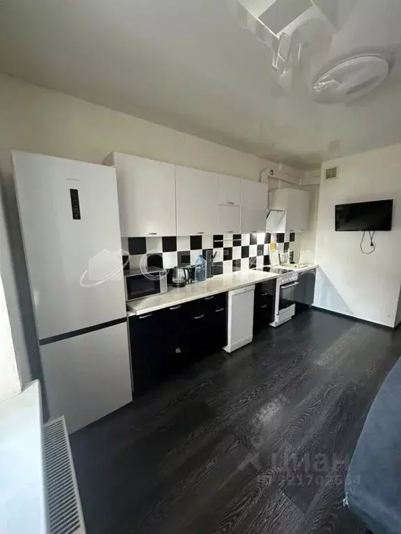 1-к кв. Тюменская область, Тюмень ул. Мельникайте, 2к7 (39.7 м) - Фото 1