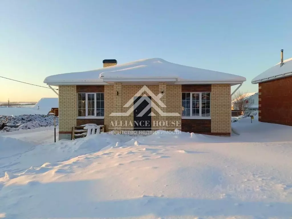 Дом в Татарстан, Высокогорское с/пос, д. Эстачи, Эстачи кп ул. ... - Фото 1