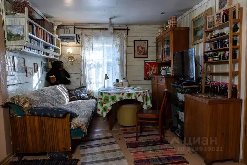 Дом в Новгородская область, Боровичский район, д. Егла Советская ул., ... - Фото 0