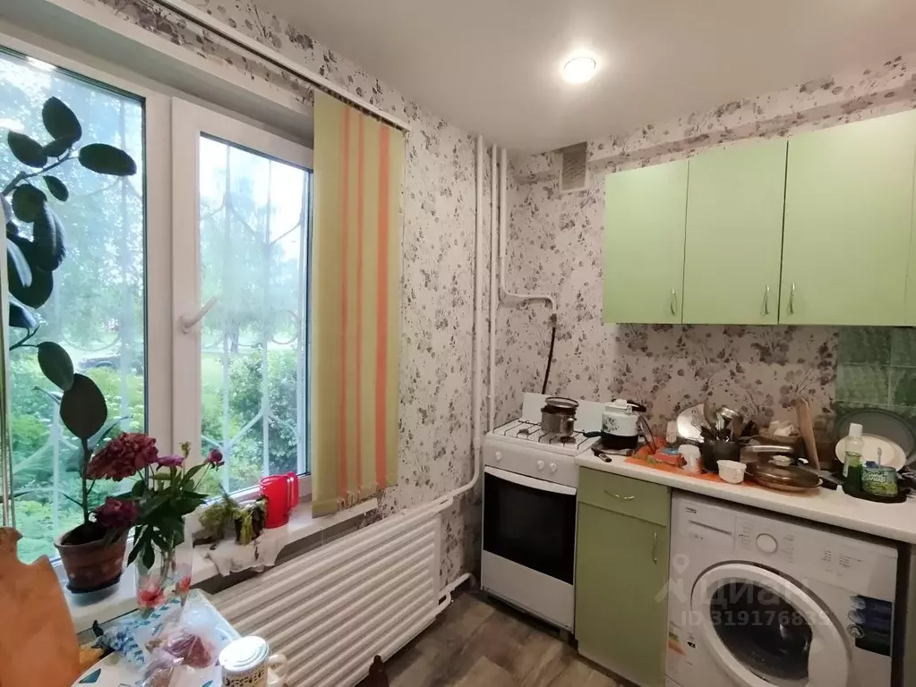1-к кв. Удмуртия, Ижевск Первомайская ул., 54 (28.4 м) - Фото 0