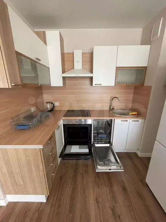 1-к. квартира, 42 м, 8/12 эт. - Фото 1