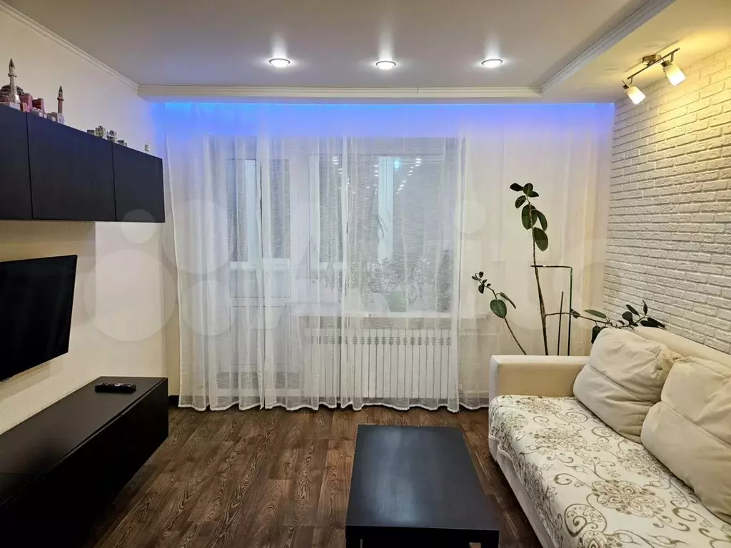 3-к. квартира, 63 м, 6/9 эт. - Фото 1