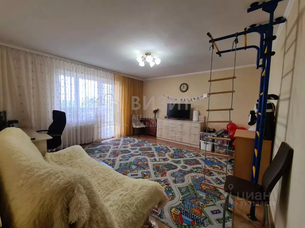 3-к кв. Татарстан, Нижнекамск просп. Химиков, 88 (73.5 м) - Фото 0