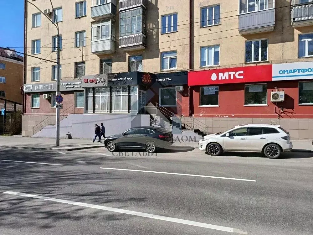 Помещение свободного назначения в Алтайский край, Барнаул просп. ... - Фото 1