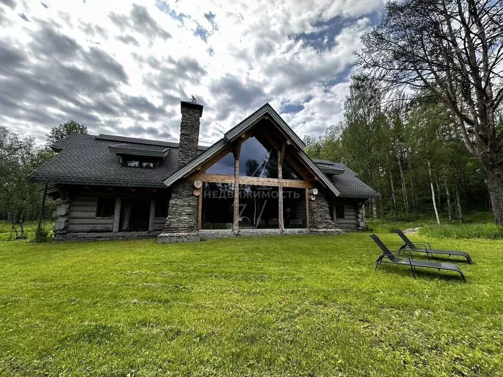 Дом в Карелия, Лахденпохский муниципальный округ, 0010109 кв-л 140 ... - Фото 1