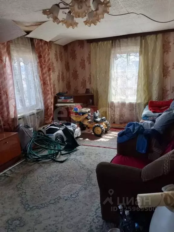 Дом в Хабаровский край, Амурский район, Эльбан рп ул. Лермонтова, 50А ... - Фото 1