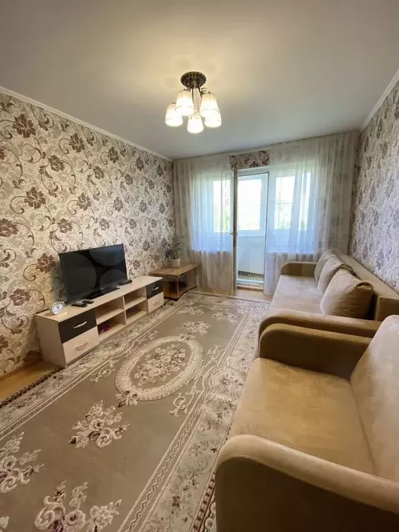 1-к. квартира, 33 м, 6/9 эт. - Фото 0