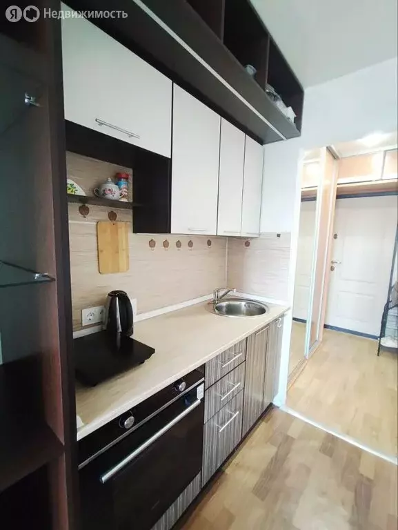 Квартира-студия: Иркутск, улица Авиастроителей, 28А/1 (18.7 м) - Фото 0