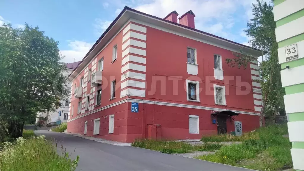 2-к кв. Мурманская область, Мурманск ул. Челюскинцев, 35 (61.0 м) - Фото 0