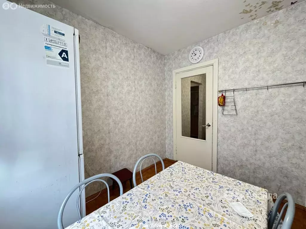 2-комнатная квартира: Тюмень, Уральская улица, 74 (52 м) - Фото 1